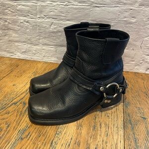XELEMENT Black Leather Moto Ankle Boots – Size 8.5 (Runs Large)